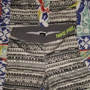 Nike pro leggings